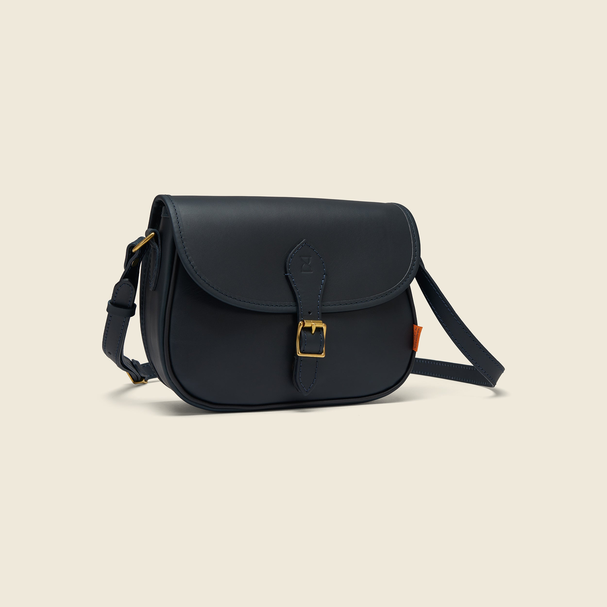 Chapman Saddle Bag skulderveske svart helskin