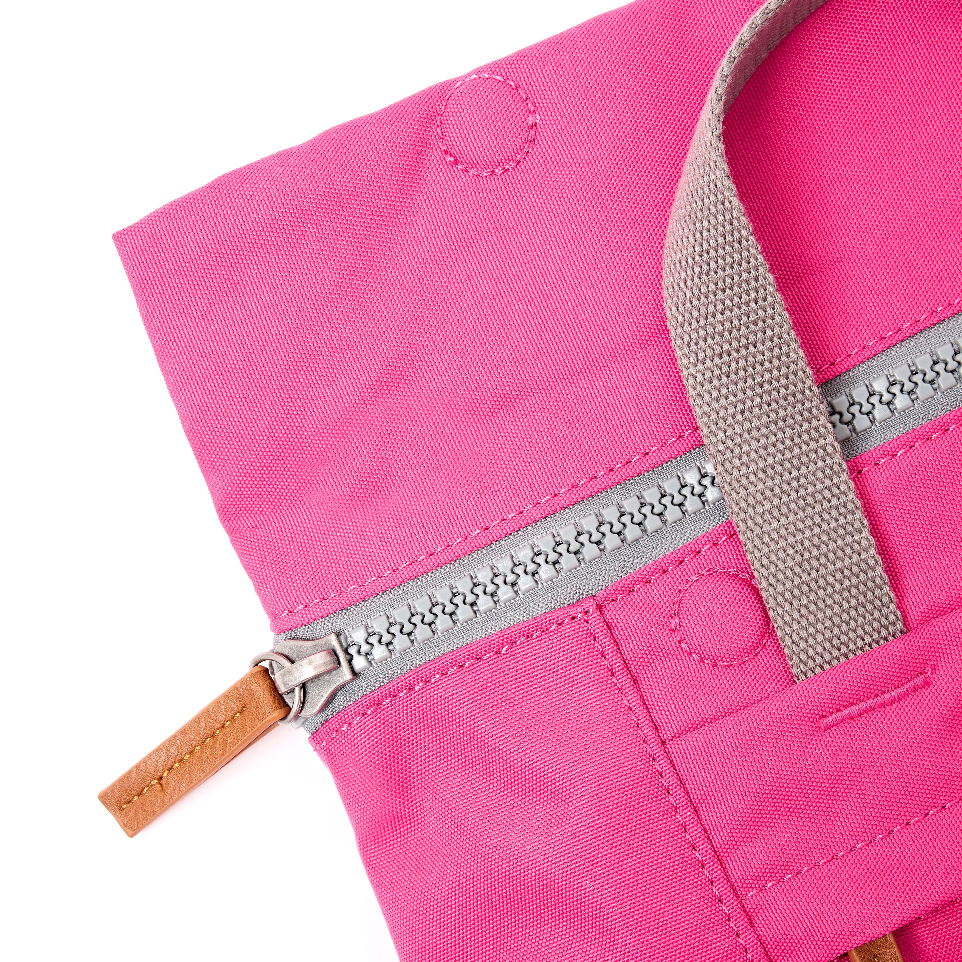 Roka London Finchley Backpack ryggsekk granita red vanntett