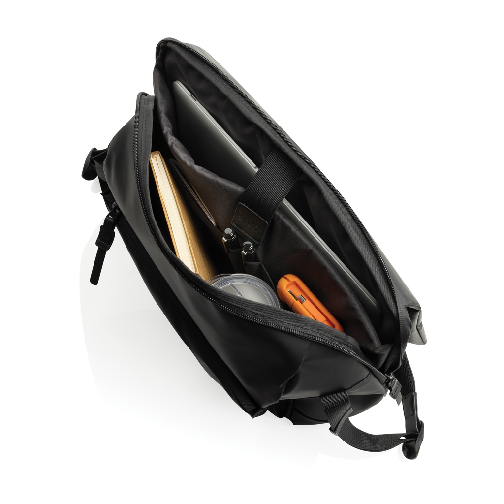 Swiss Peak Oslo RCS messenger svart 15,6" RFID