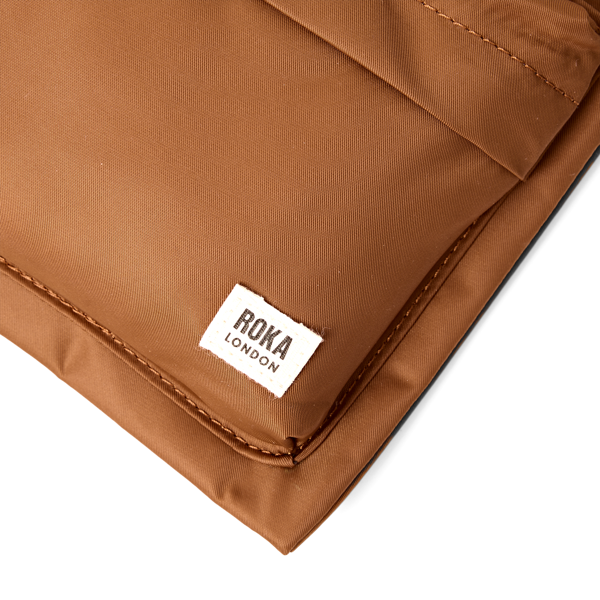 Roka London Chelsea B skulderveske medium biscuit vanntett