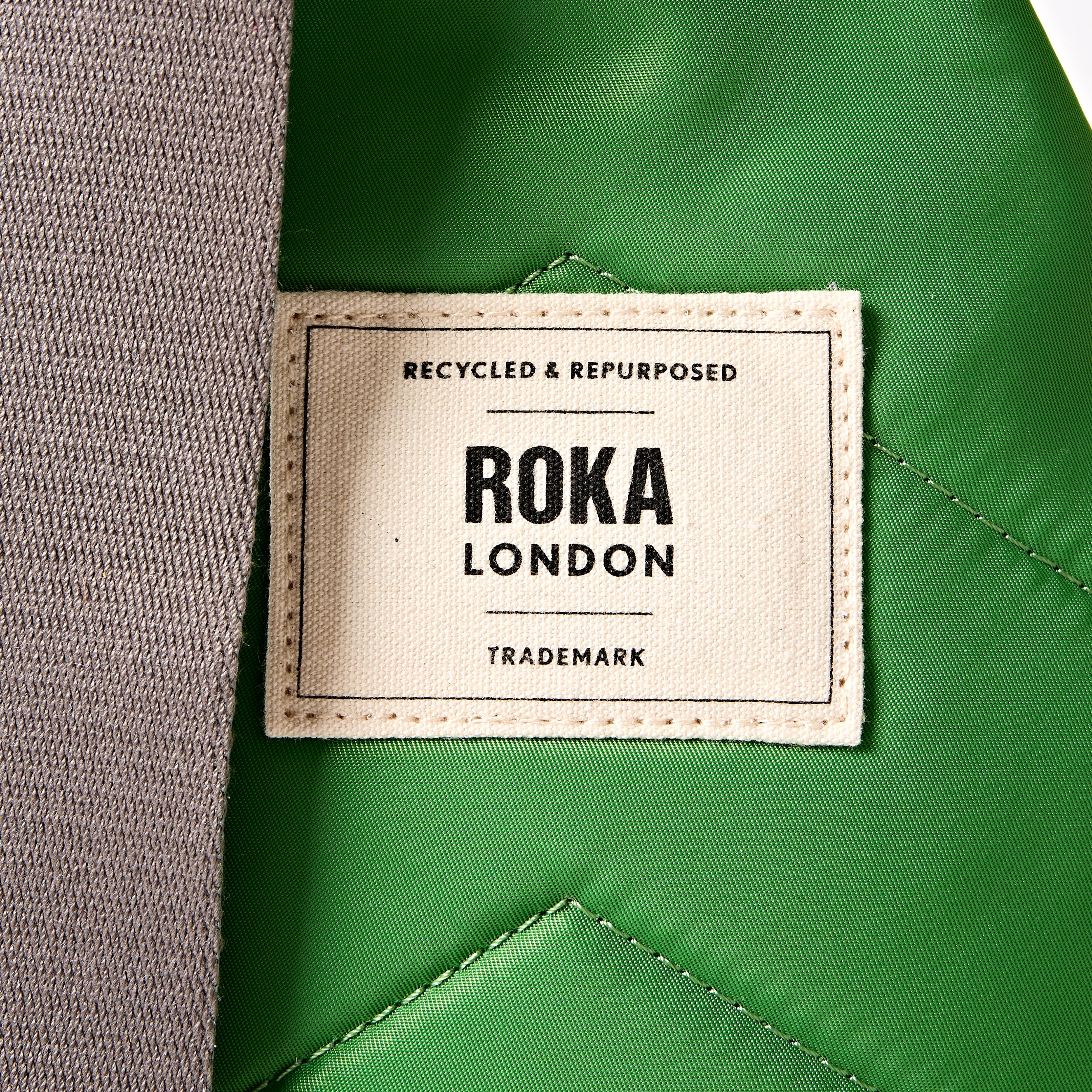 Roka London Willesden Large skulderveske Lime vannavstøtende