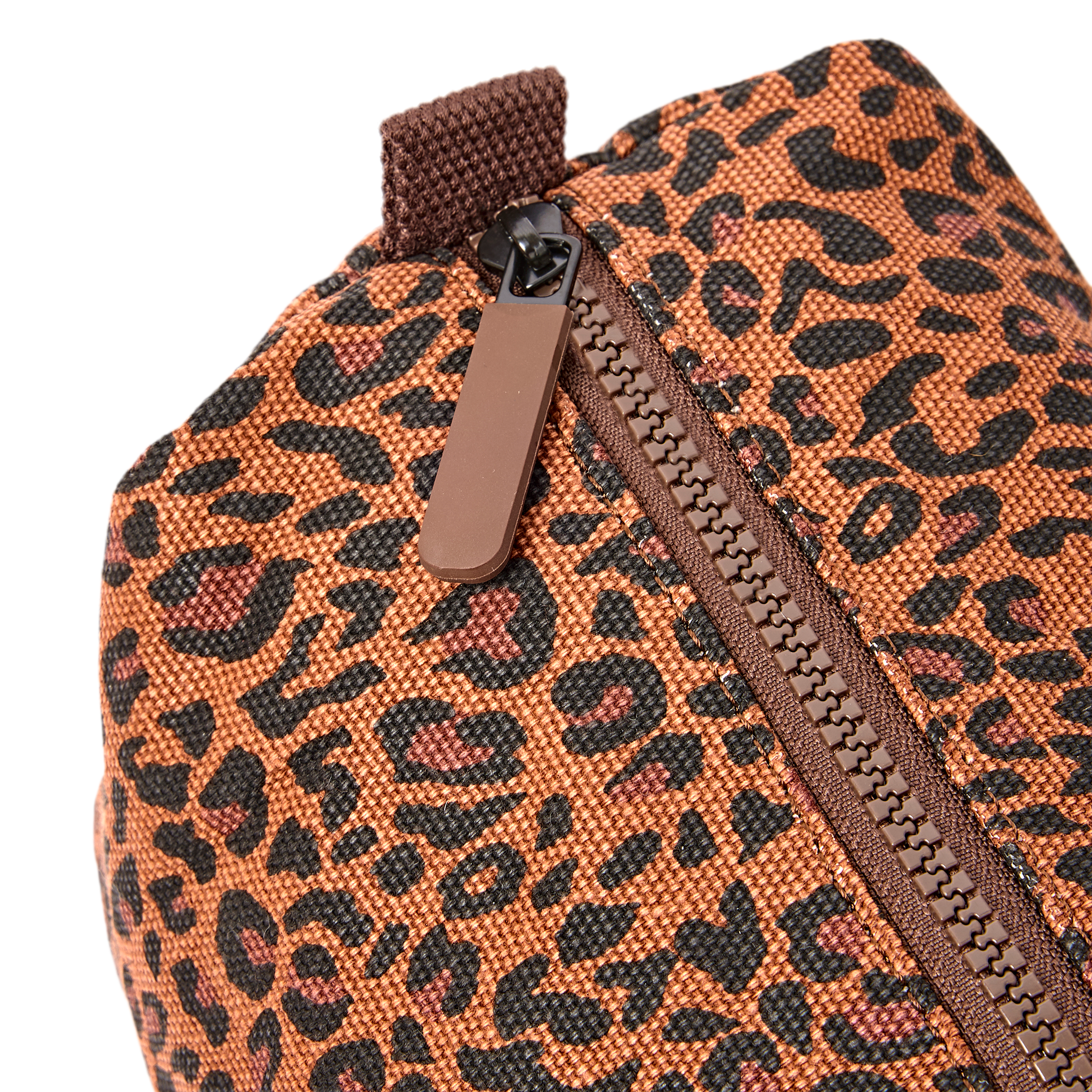 Roka London Maygrove toalettmappe leopard mini 4,8 liter