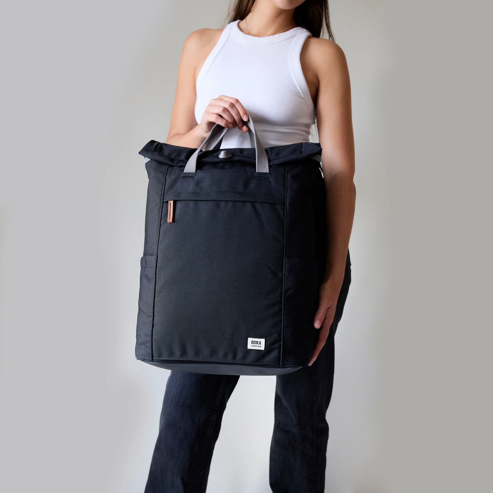 Roka London Finchley Flax ryggsekk Medium roll-top