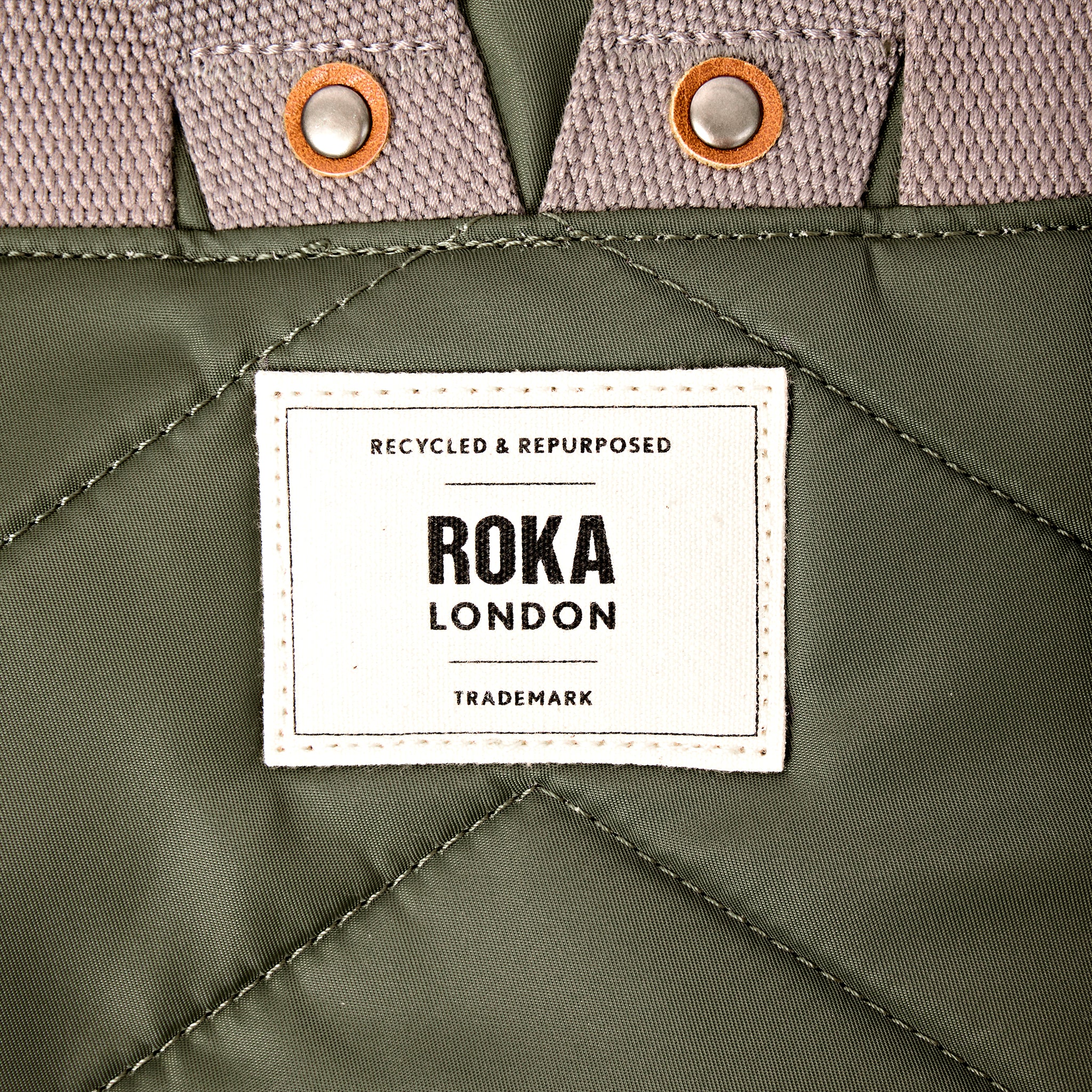 Roka London Bantry ryggsekk small chive 7,4 liter