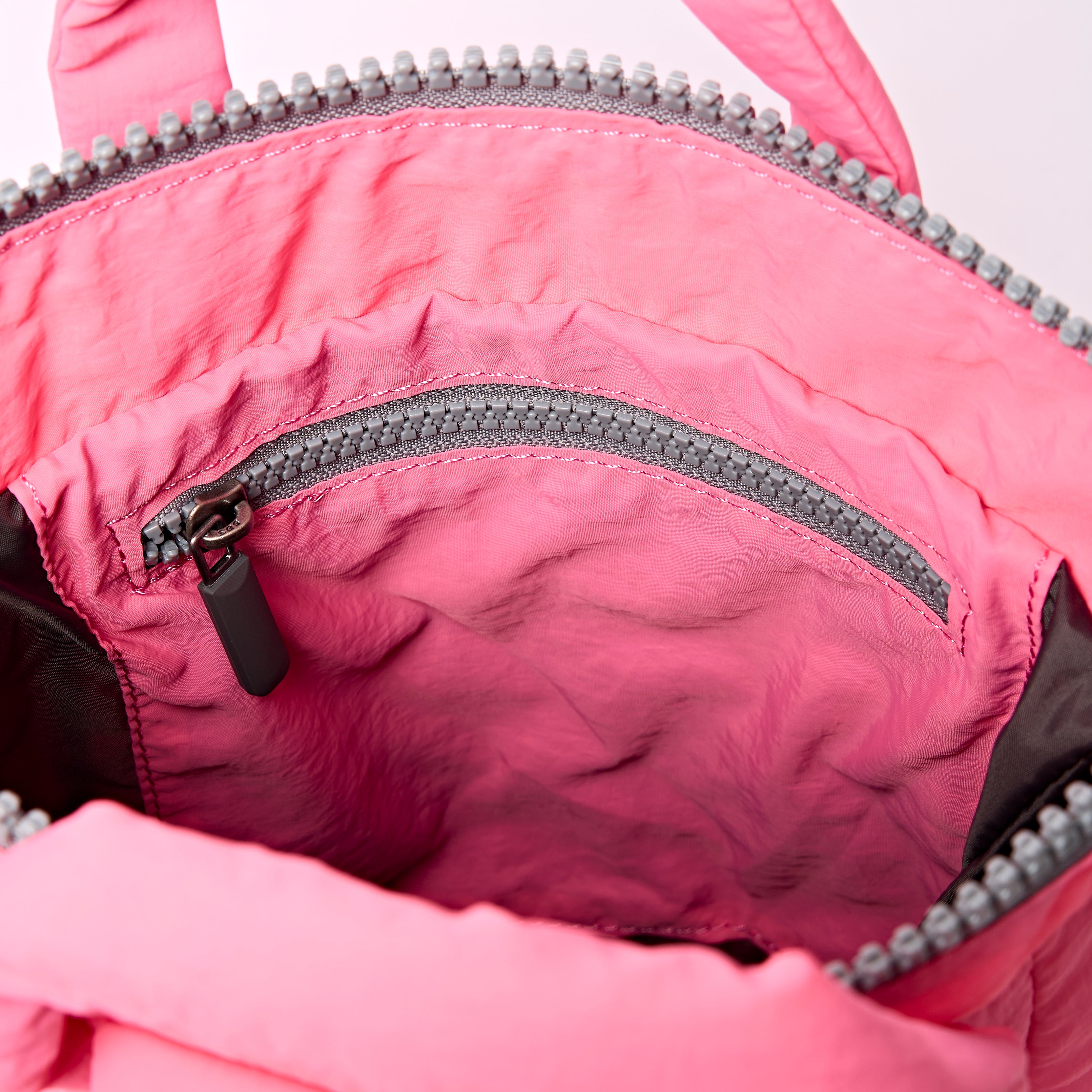 Roka London Bantry XS ryggsekk 5,8 liter pink lemonade