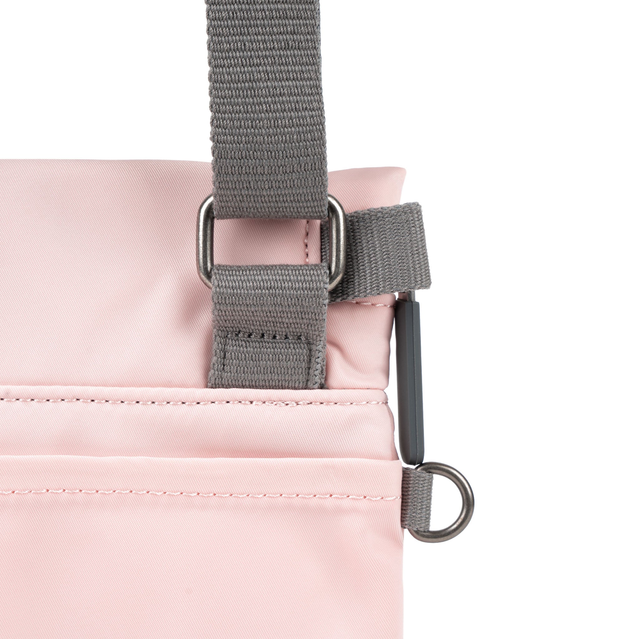 Roka London Stratford crossbody small 0,5 liter english rose