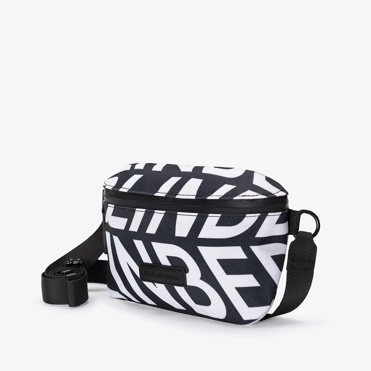 Ucon Acrobatics Jona Crossbody veske CeeCee medium
