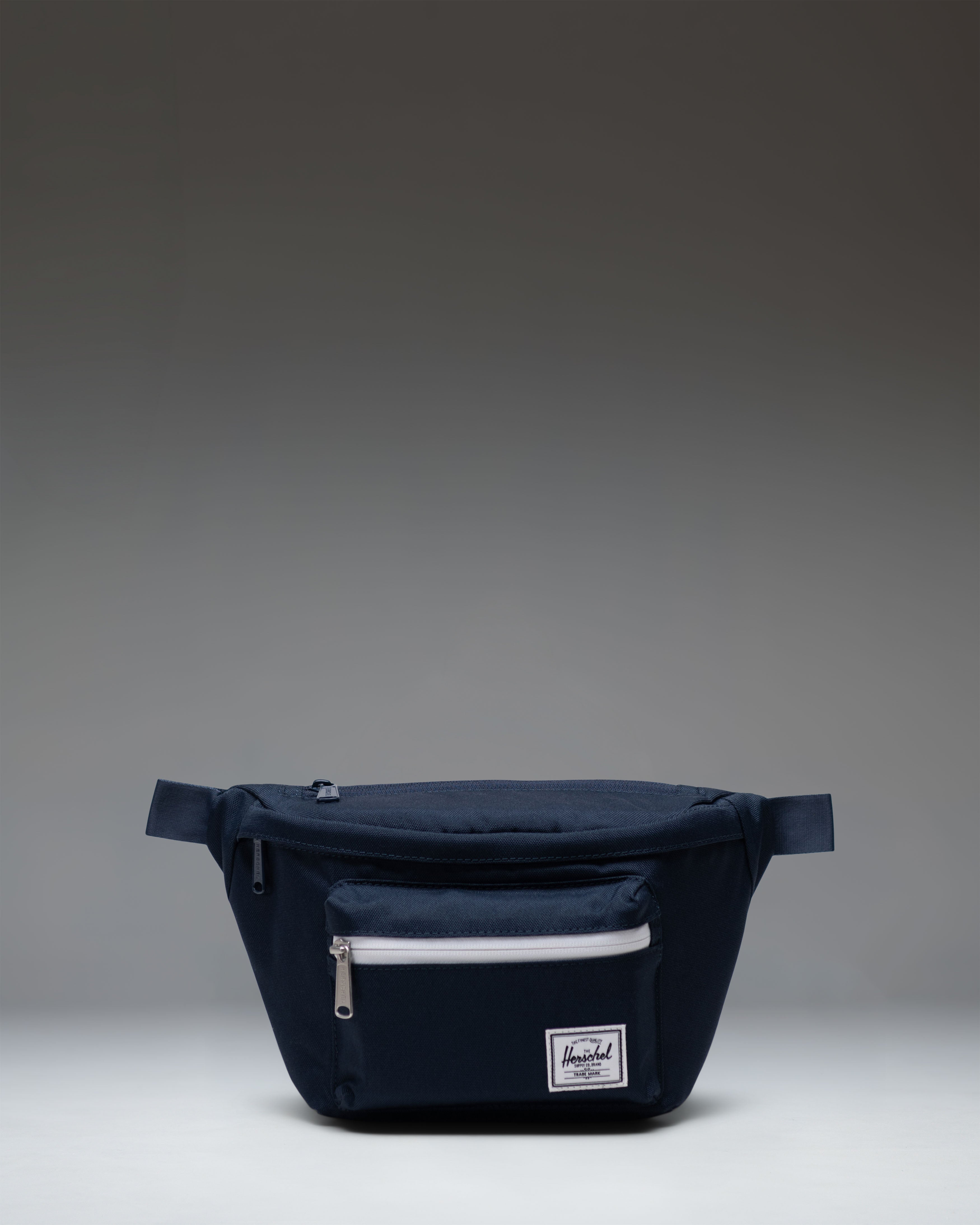 Herschel Pop Quiz midjeveske black 2 lommer