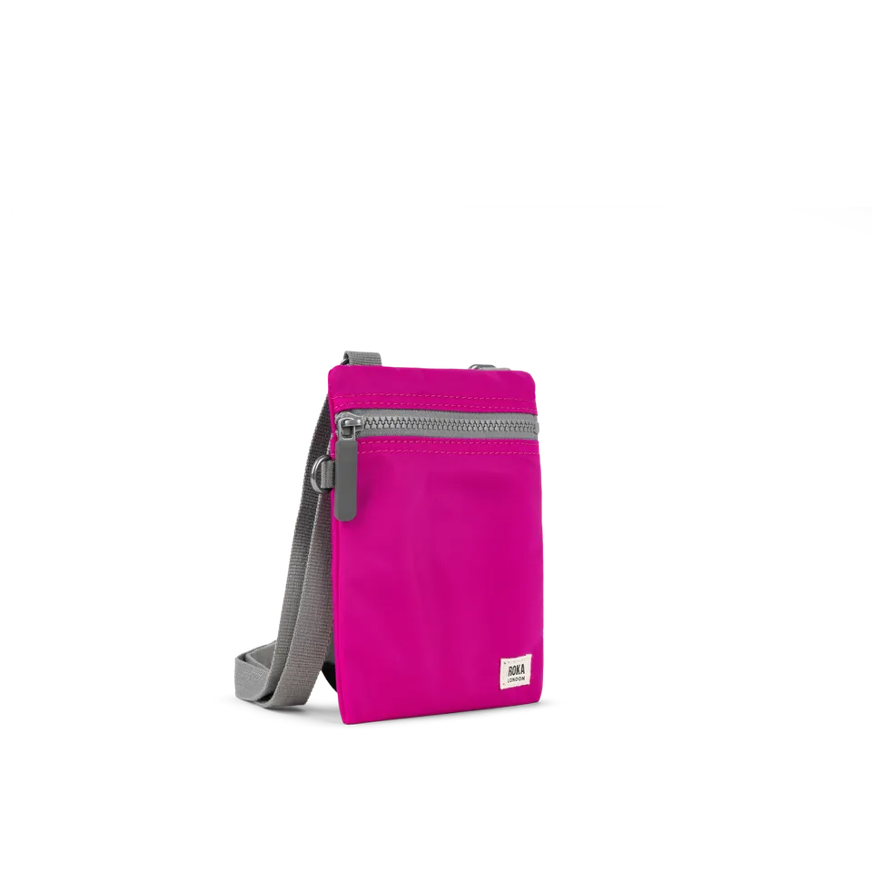 Roka London Chelsea Extra Small sling candy 0,3 liter lett