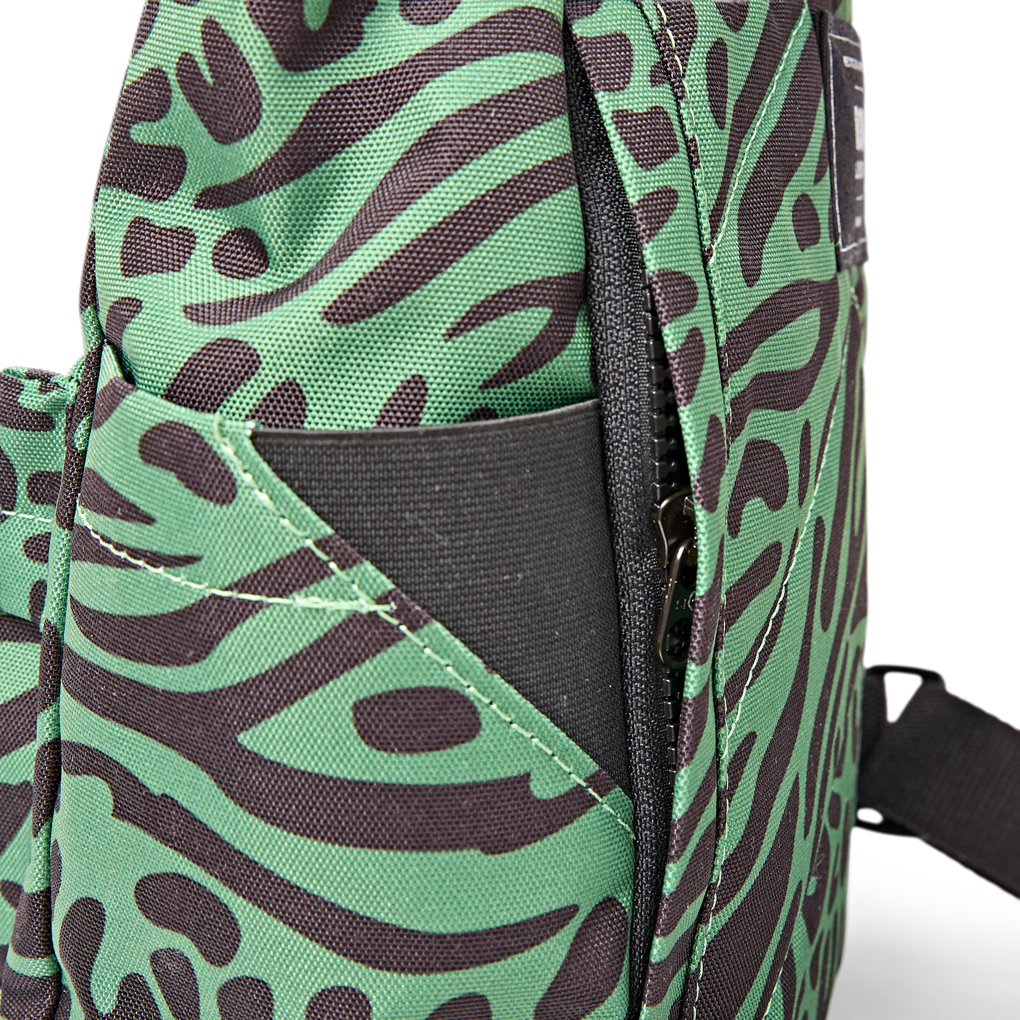 Roka London Canfield Roll Top ryggsekk dyremønster 16,4 liter