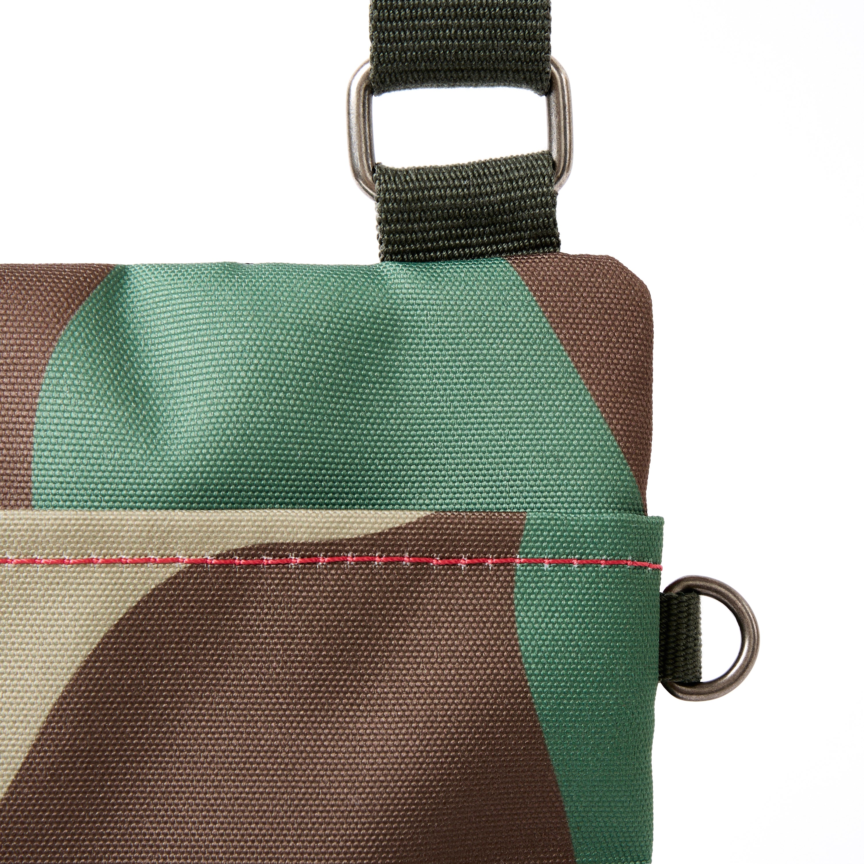 Roka London Chelsea skulderveske vintage camo 0,6 l