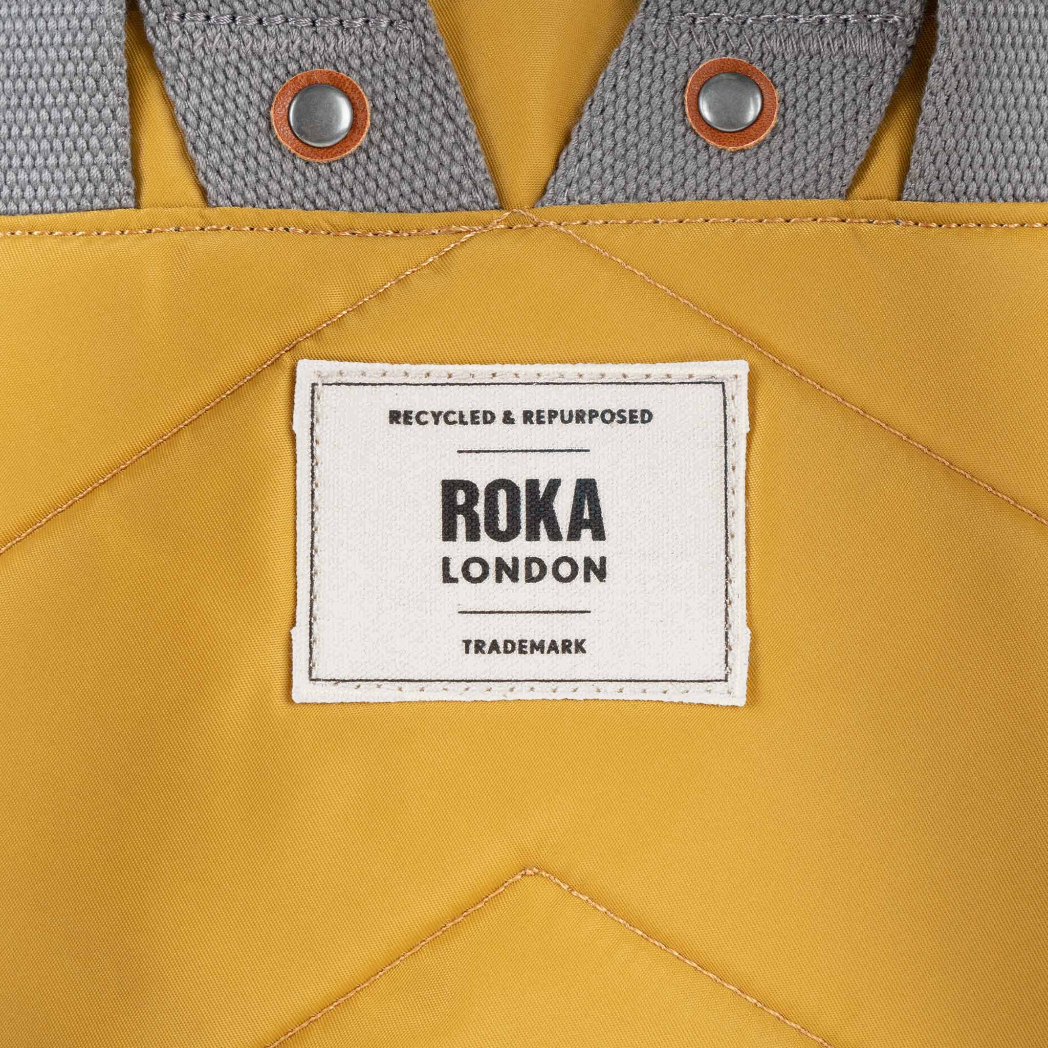 Roka London Bayswater Umbrella ryggsekk Medium gul vanntett