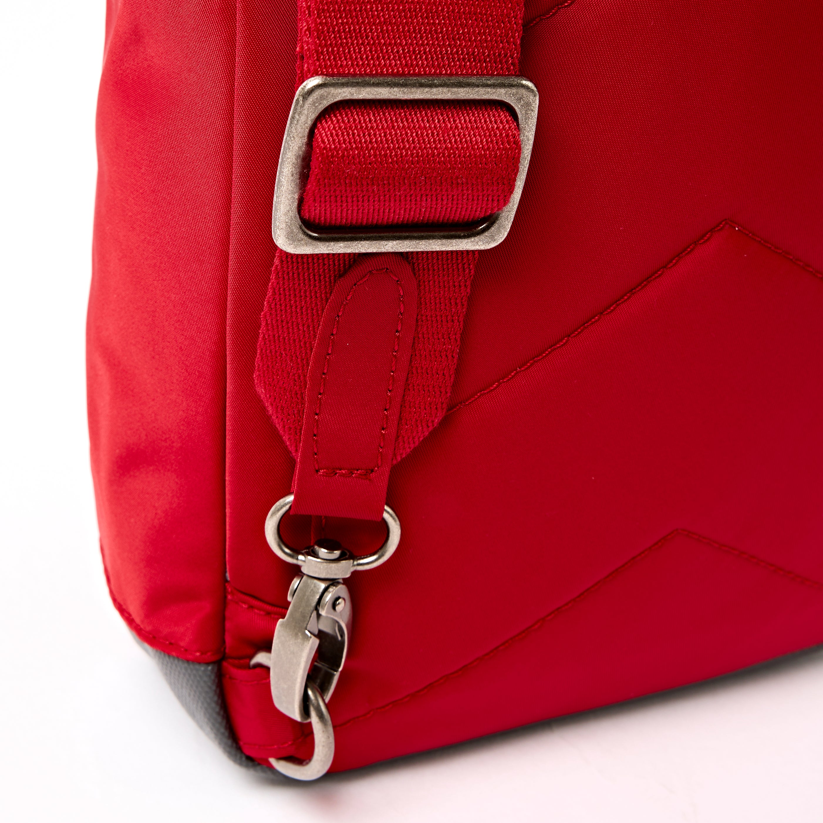 Roka London Willesden slingveske Red Tonal Large 5 liter