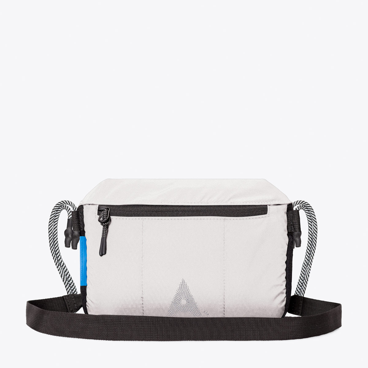 Ucon Acrobatics Jona crossbody Black large lett ripstop
