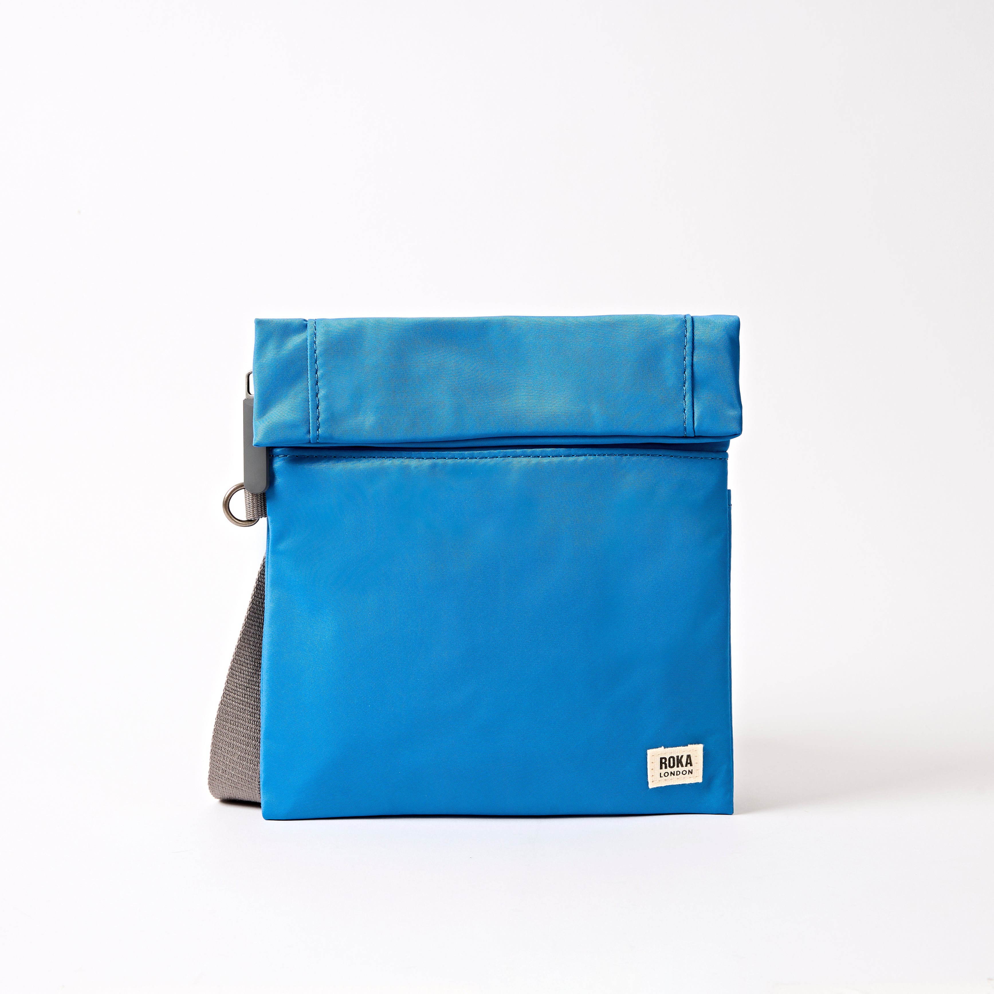 Roka London Stratford crossbody malibu blue 0,5 l