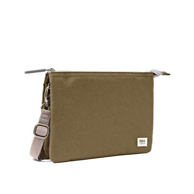 Roka London Carnaby XL crossbody-veske sea spray værbestandig