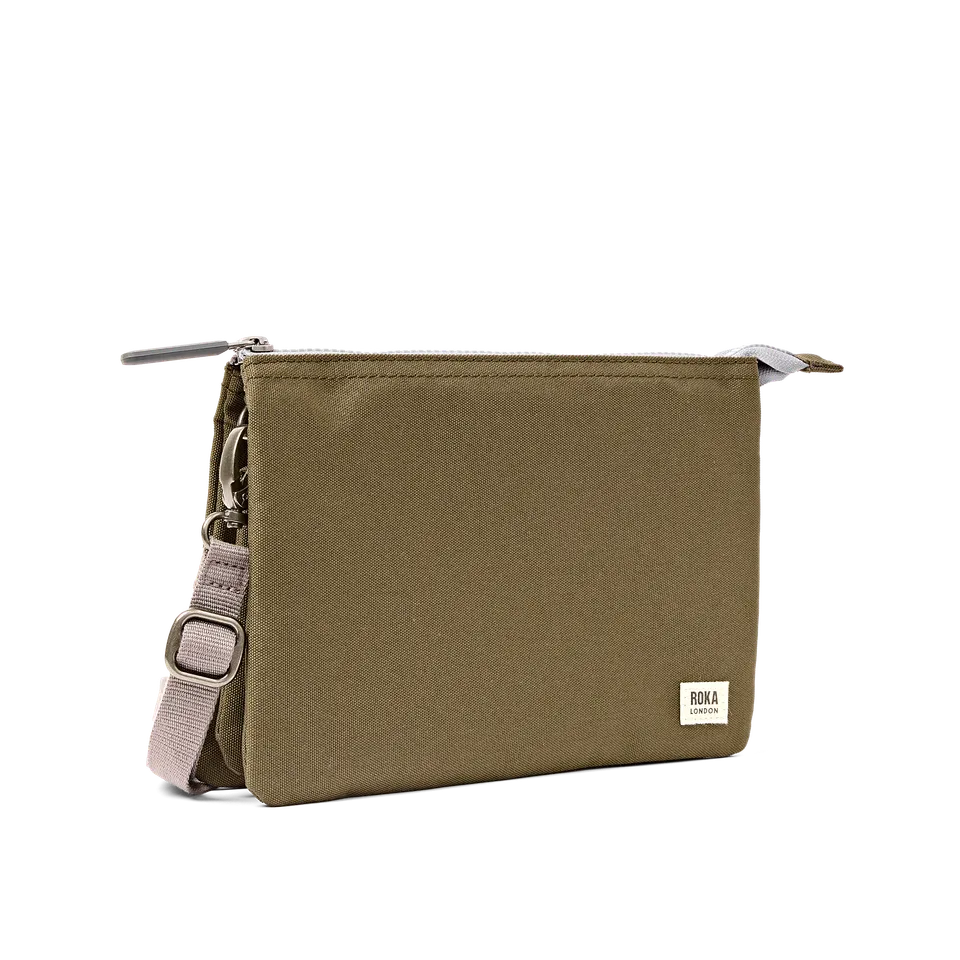 Roka London Carnaby XL crossbody-veske sea spray værbestandig