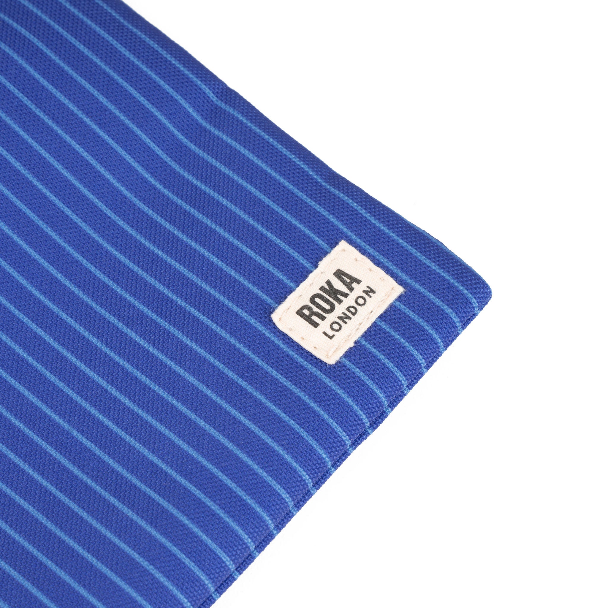 Roka London Chelsea Denim mobilveske XS 85 g