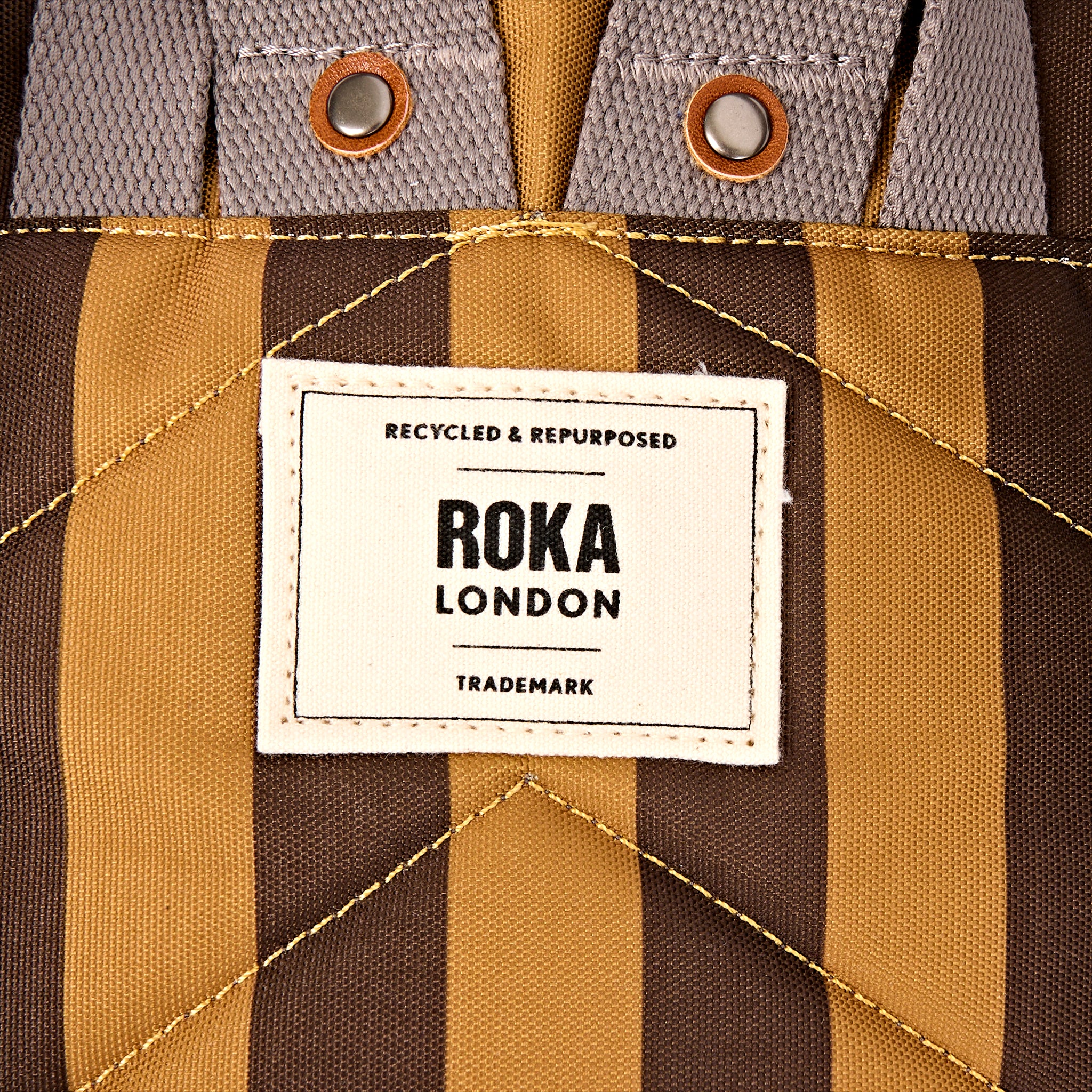 Roka London Canfield sekk small brun stripe 9,8 liter