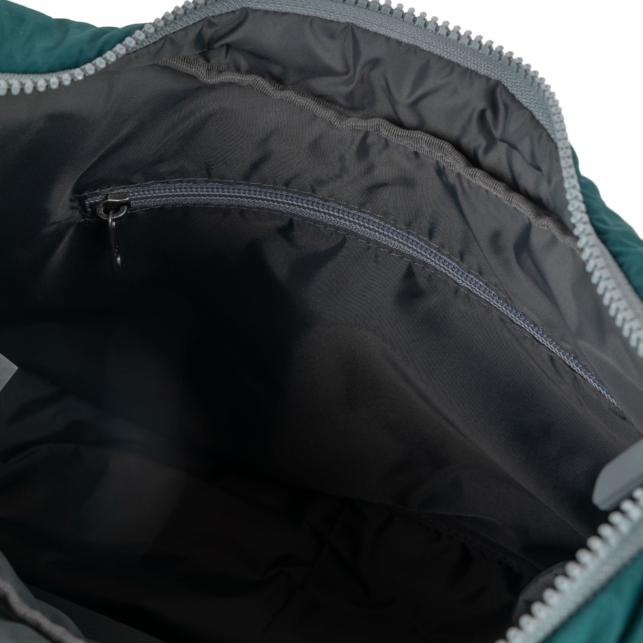 Roka London Belsize skulderveske medium teal puffy 14,7 liter