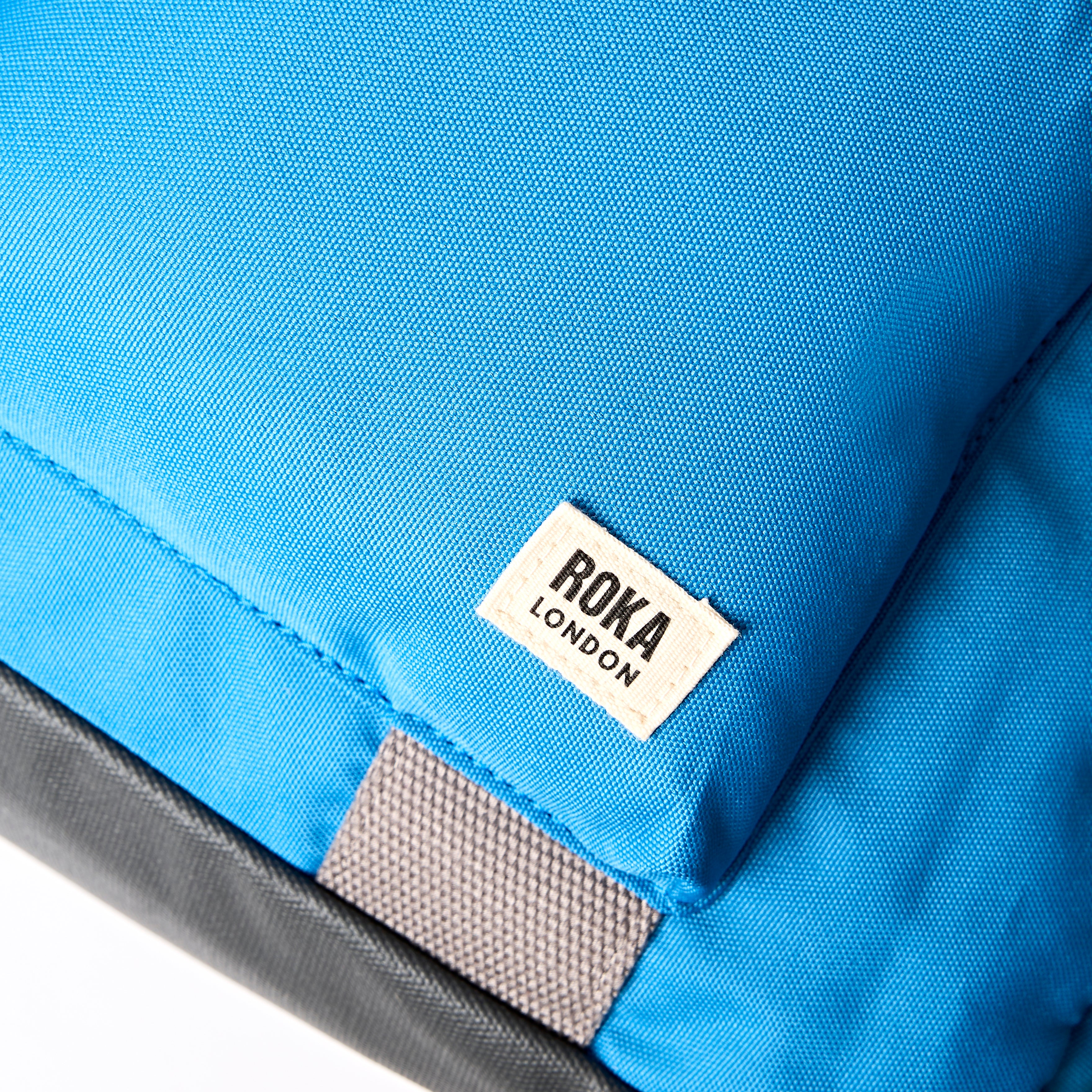 Roka London Gatwick duffelbag malibu blue kabin