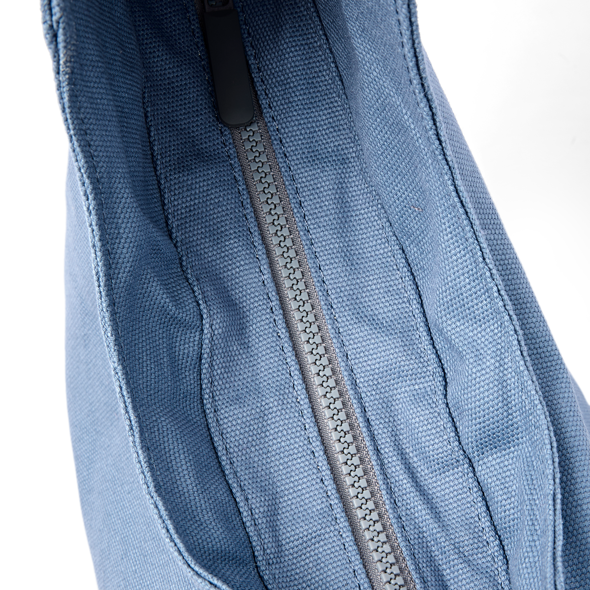 Roka London Hoxton Aviation skulderveske large vannavvisende