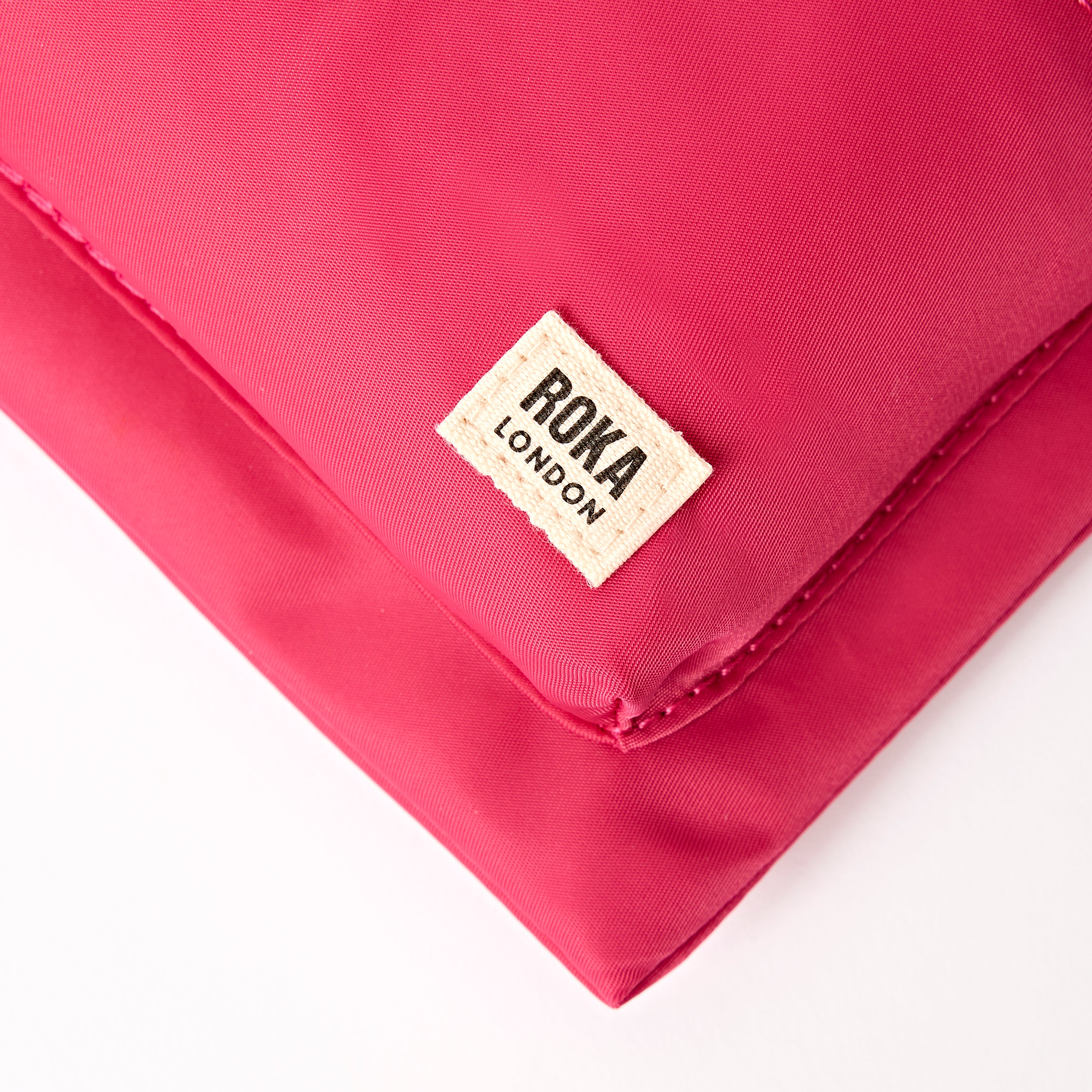 Roka London Chelsea B skulderveske Granita Red Medium flat