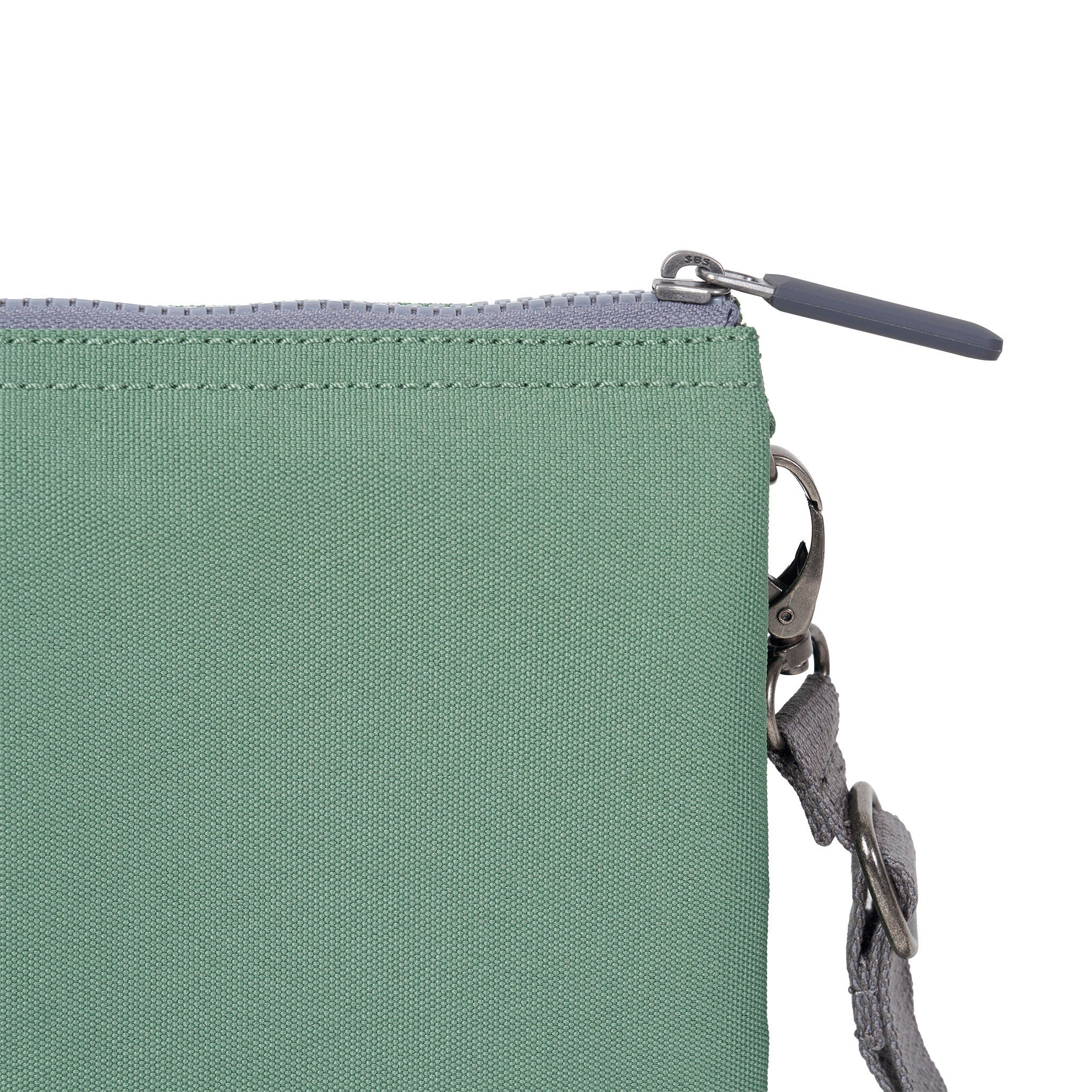 Roka London Carnaby XL crossbody Frost lommebokveske