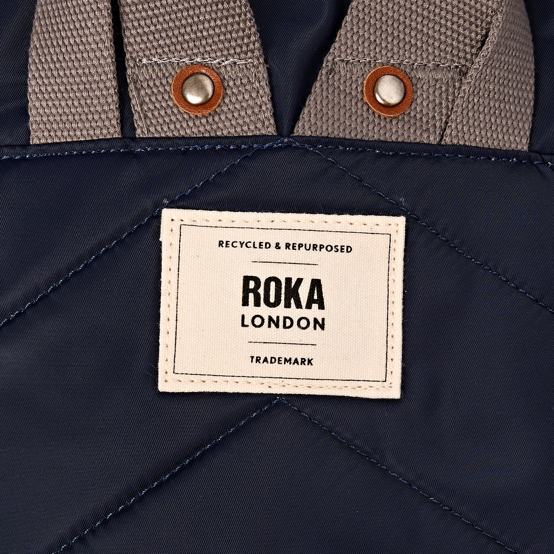 Roka London Canfield sekk Small Midnight Stripe 9,8 liter