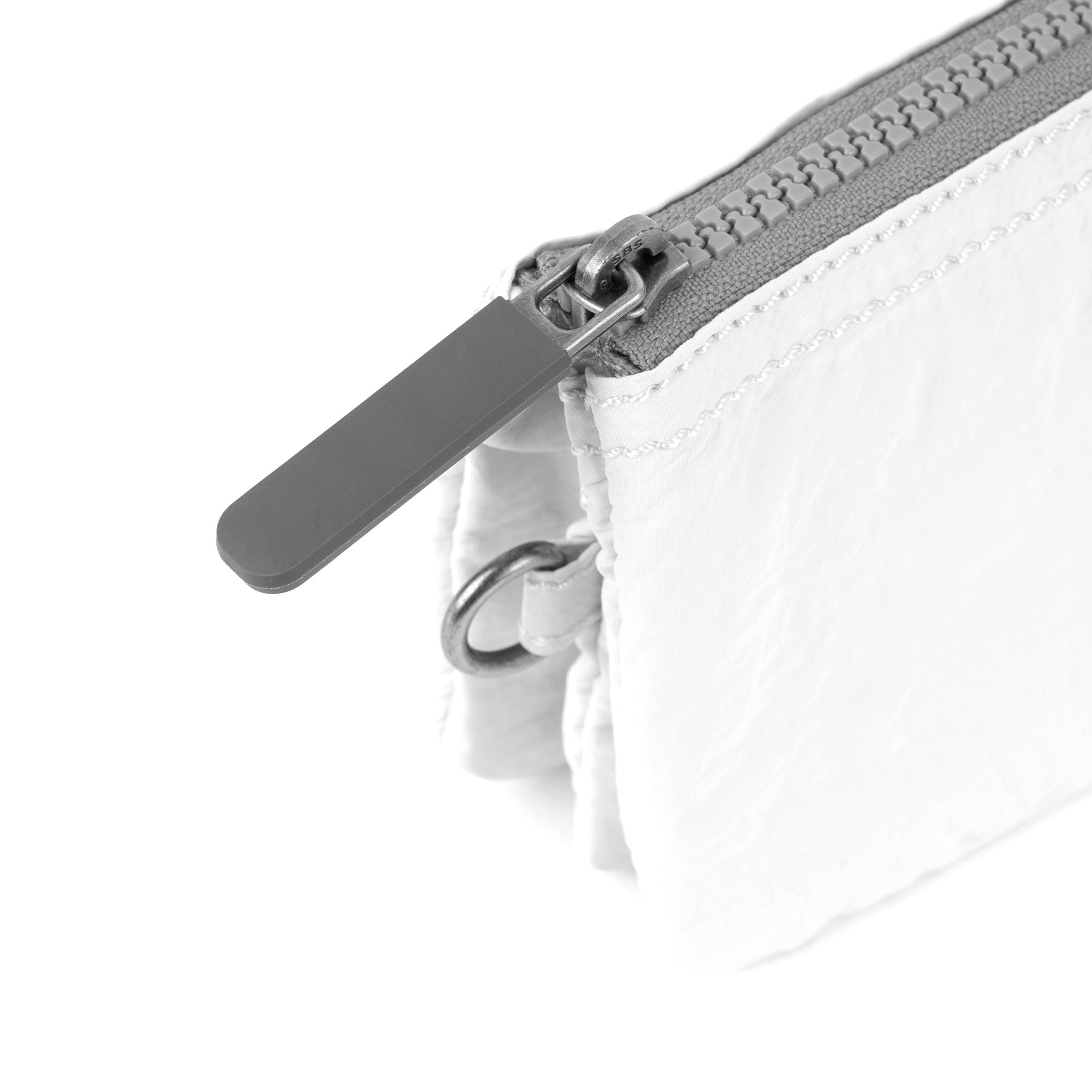 Roka London Carnaby lommebok coconut 0,2 liter liten