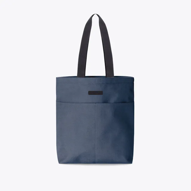 Ucon Acrobatics Noah totebag mørkeblå lerret