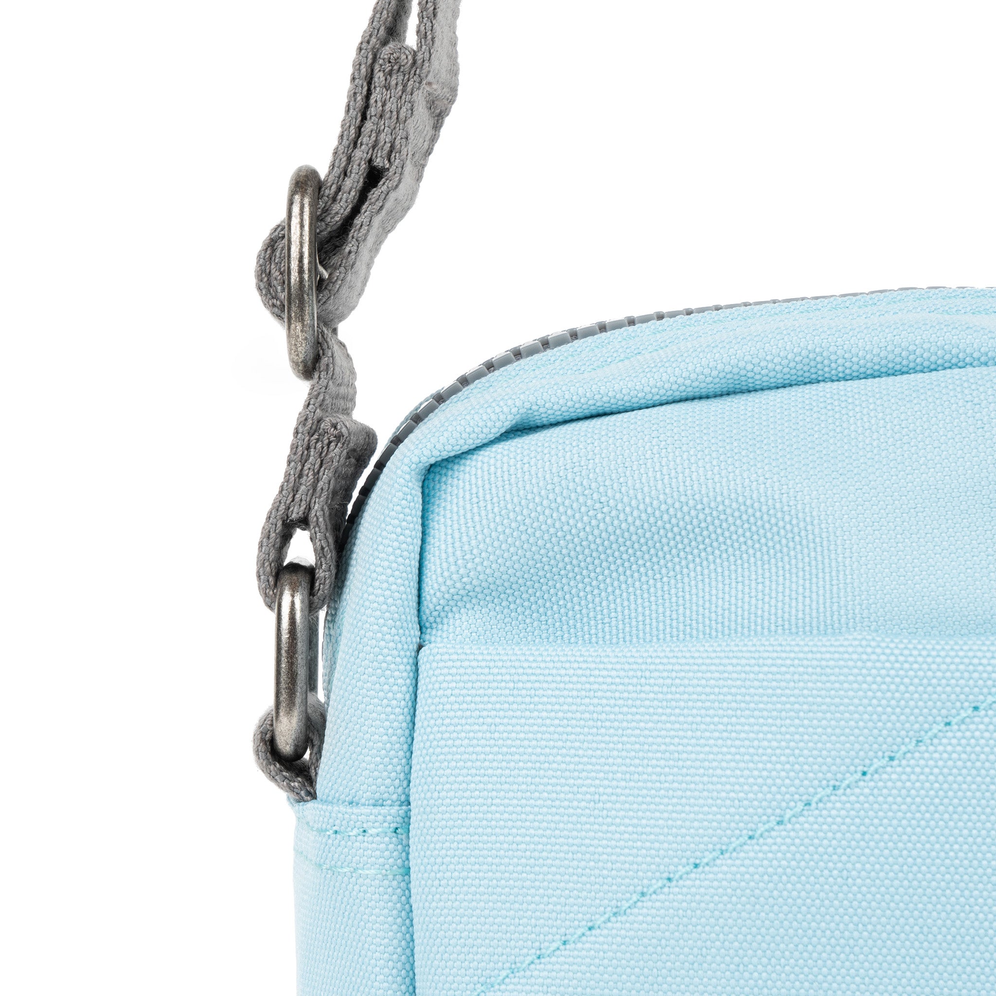 Roka London Bond Small skulderveske ice polstret 1,5L