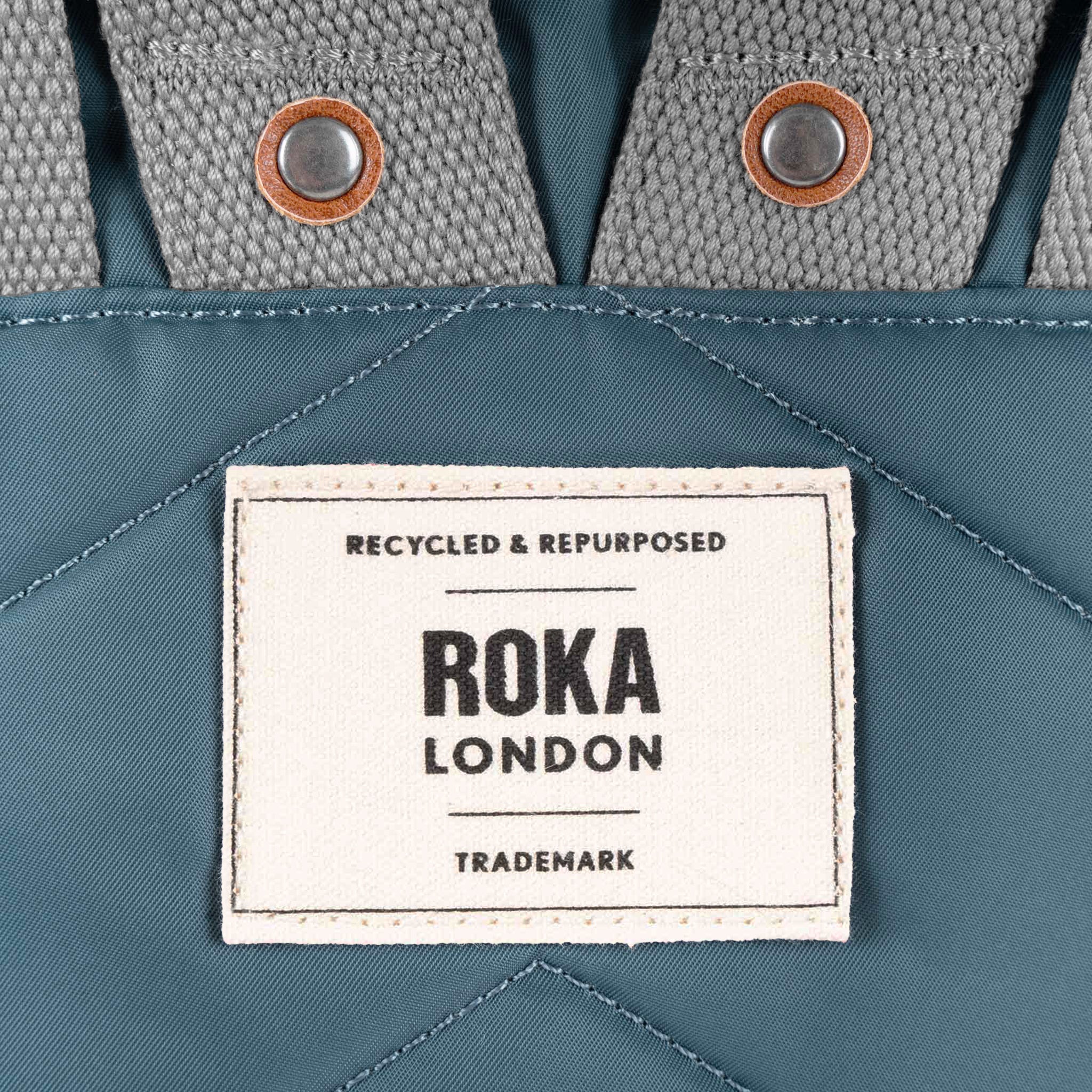 Roka London Bantry ryggsekk 7,4 liter Small Airforce