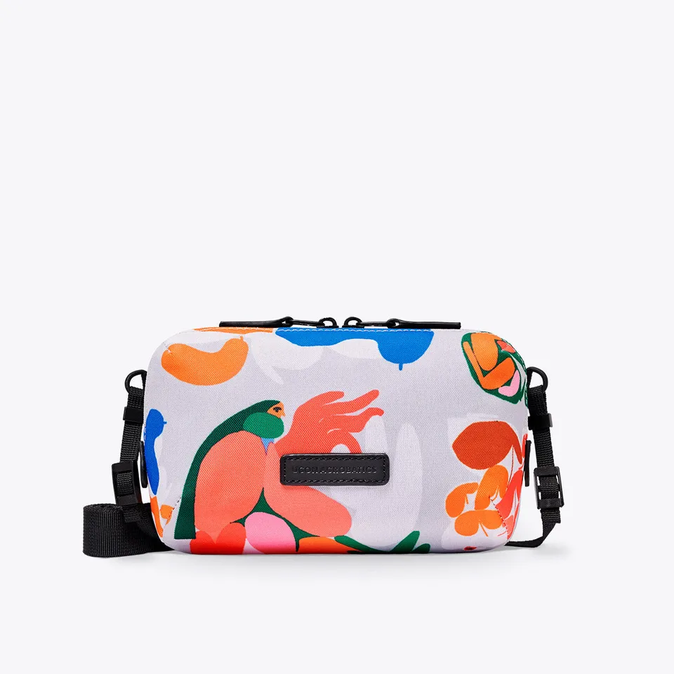 Ucon Acrobatics Ando crossbody skulderveske multicolor refleks