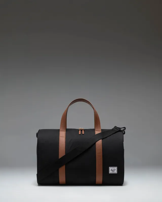 Herschel Novel Carry-On duffelbag svart med trallestropp
