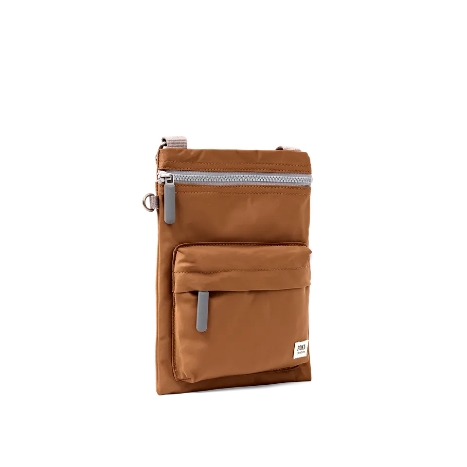 Roka London Chelsea B skulderveske medium biscuit vanntett
