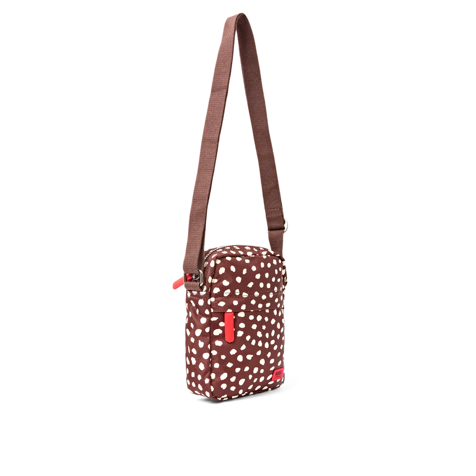 Roka London Bond crossbody Small brown dot vanntett