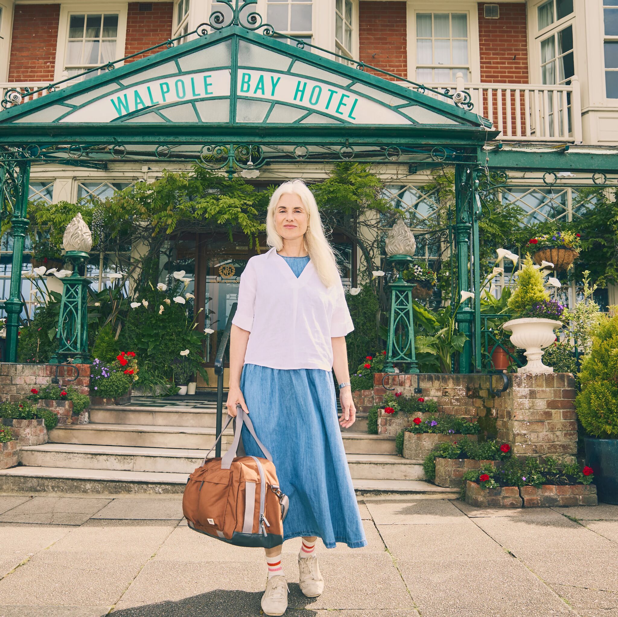 Roka London Gatwick duffelbag cinnamon medium håndbagasje