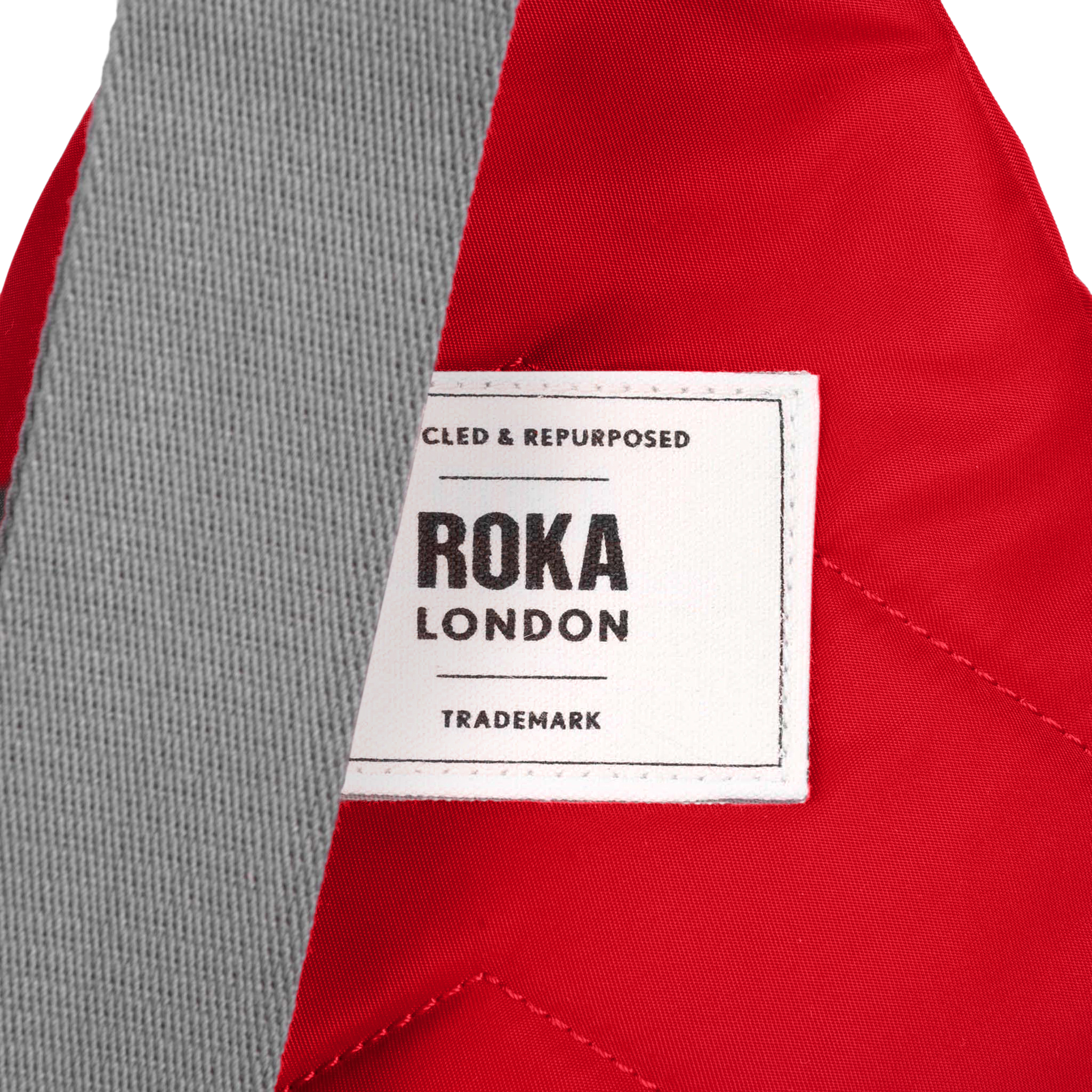 Roka London Willesden Sling Bag veske Cranberry Large 5L