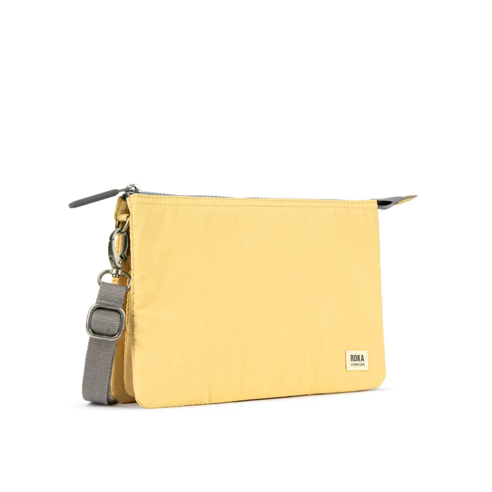 Roka London Carnaby Crossbody lommebokveske champagne XL vegansk
