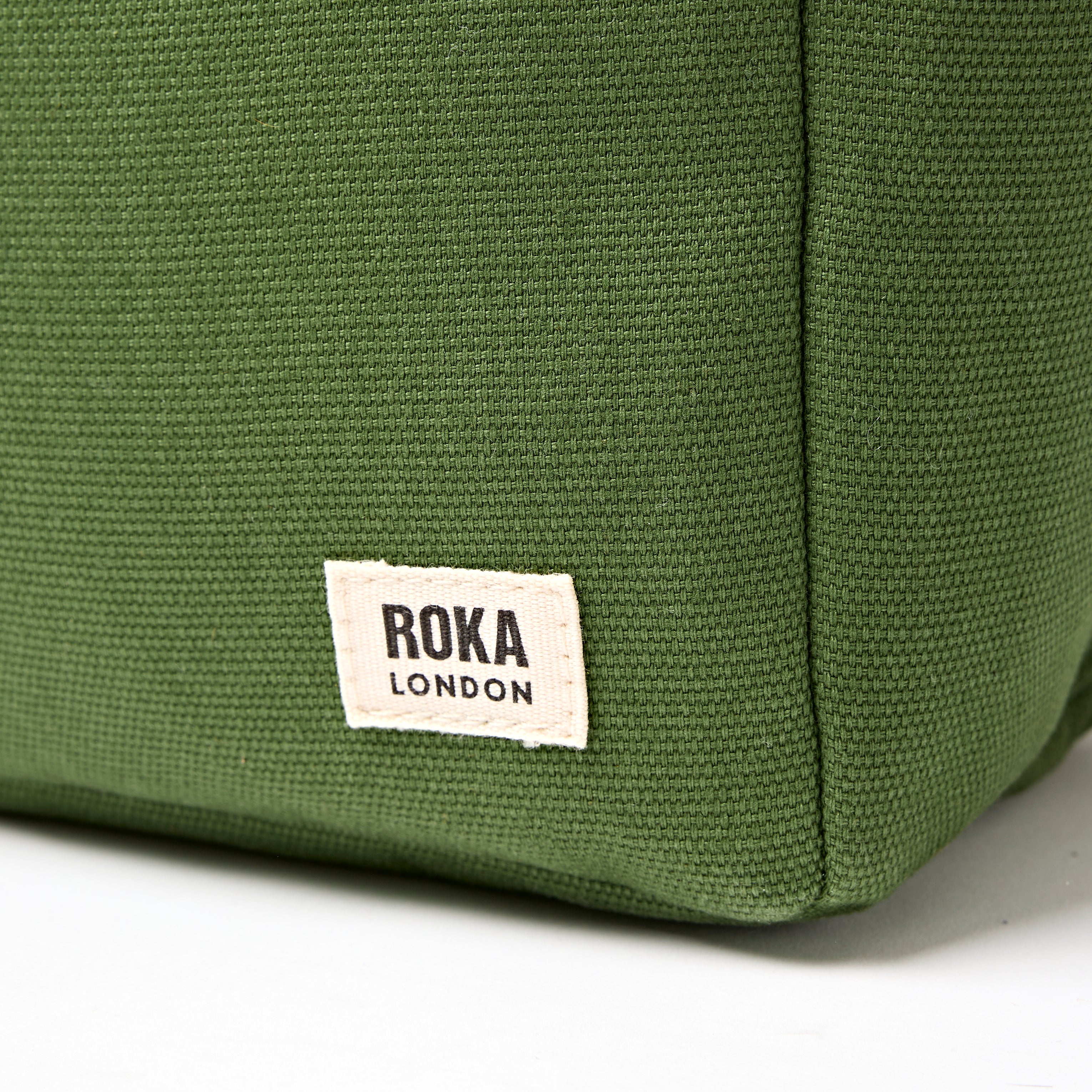 Roka London Hampstead Lunch Bag lunsjveske Artichoke 7,4L isolert