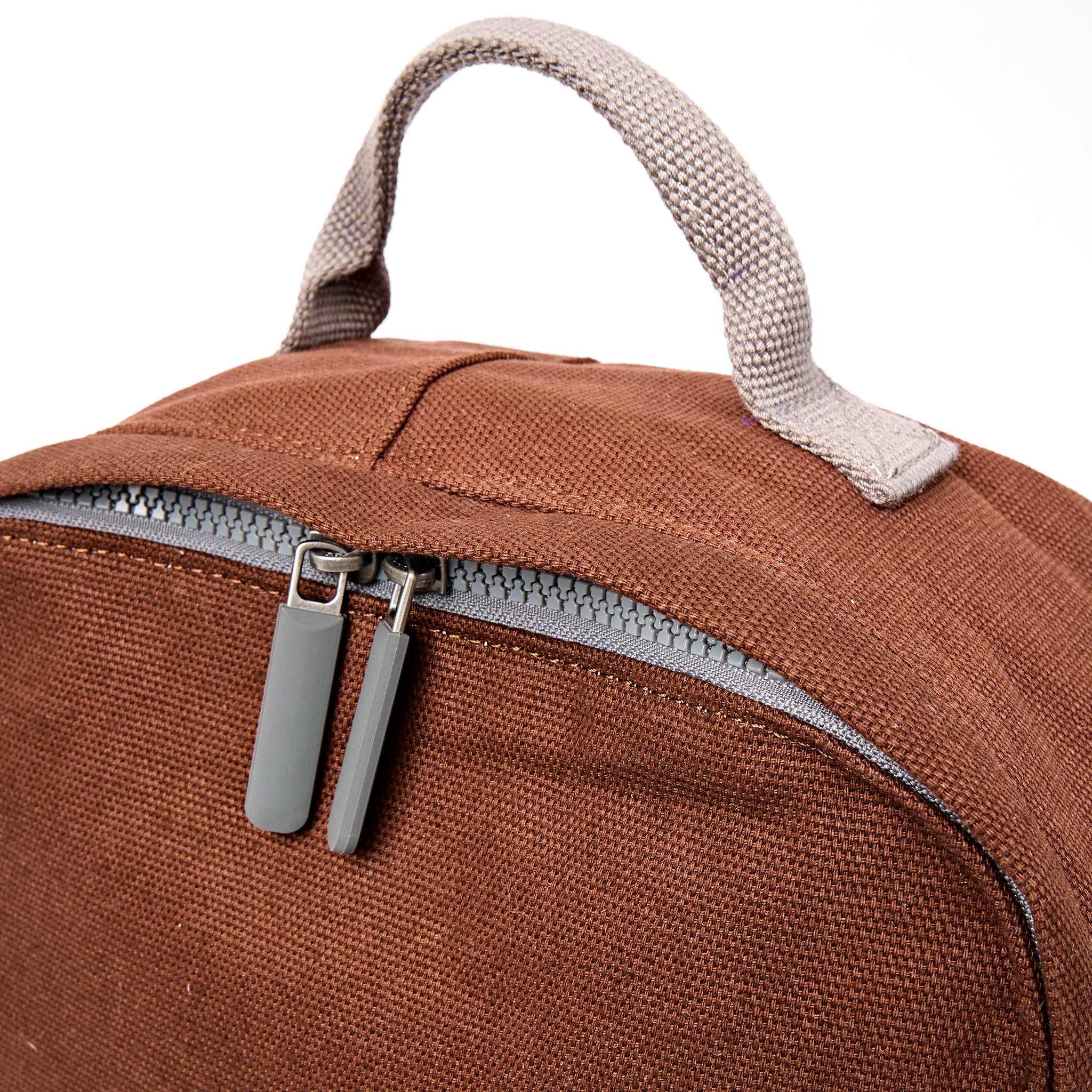 Roka London Hampton ryggsekk small 9,2 liter lindt canvas