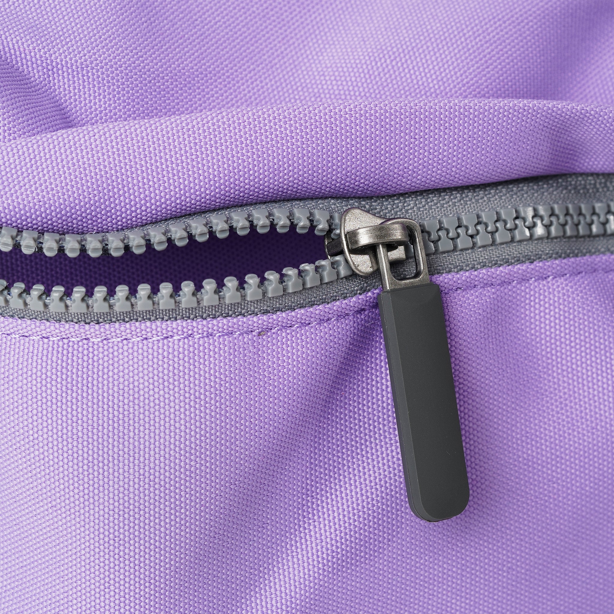 Roka London Trafalgar toteveske lavender 19,5 liter 15" laptop
