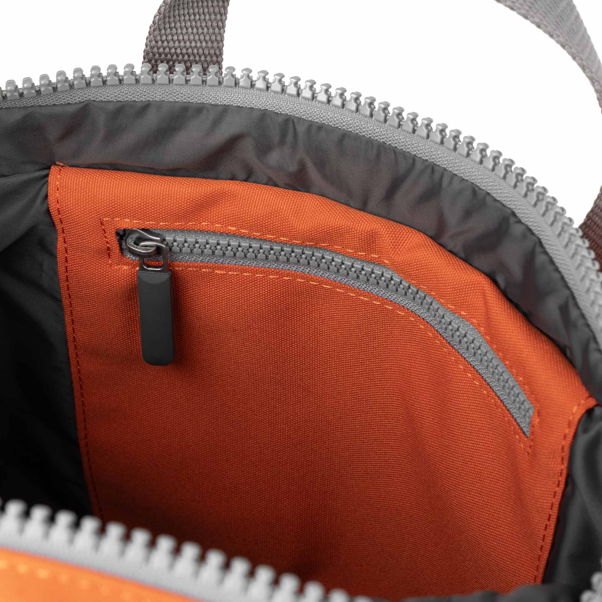 Roka London Waterhouse ryggsekk orange medium 15 liter